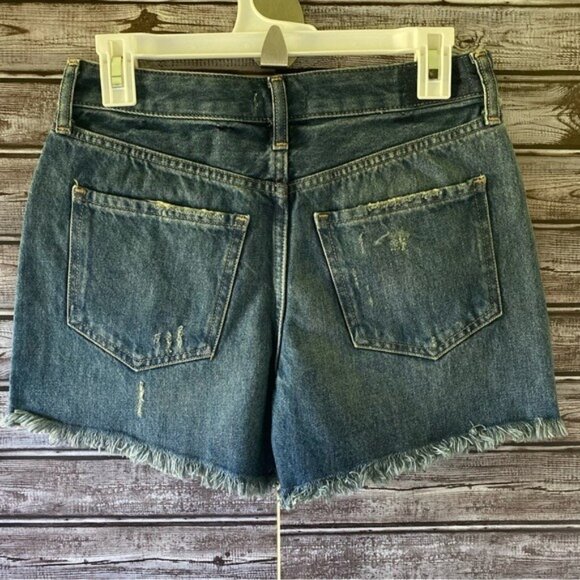 NWT Express Women's Boyfriend Midi Mid-Rise Button-Fly Jean Shorts Size 2 - Picture 2 of 8